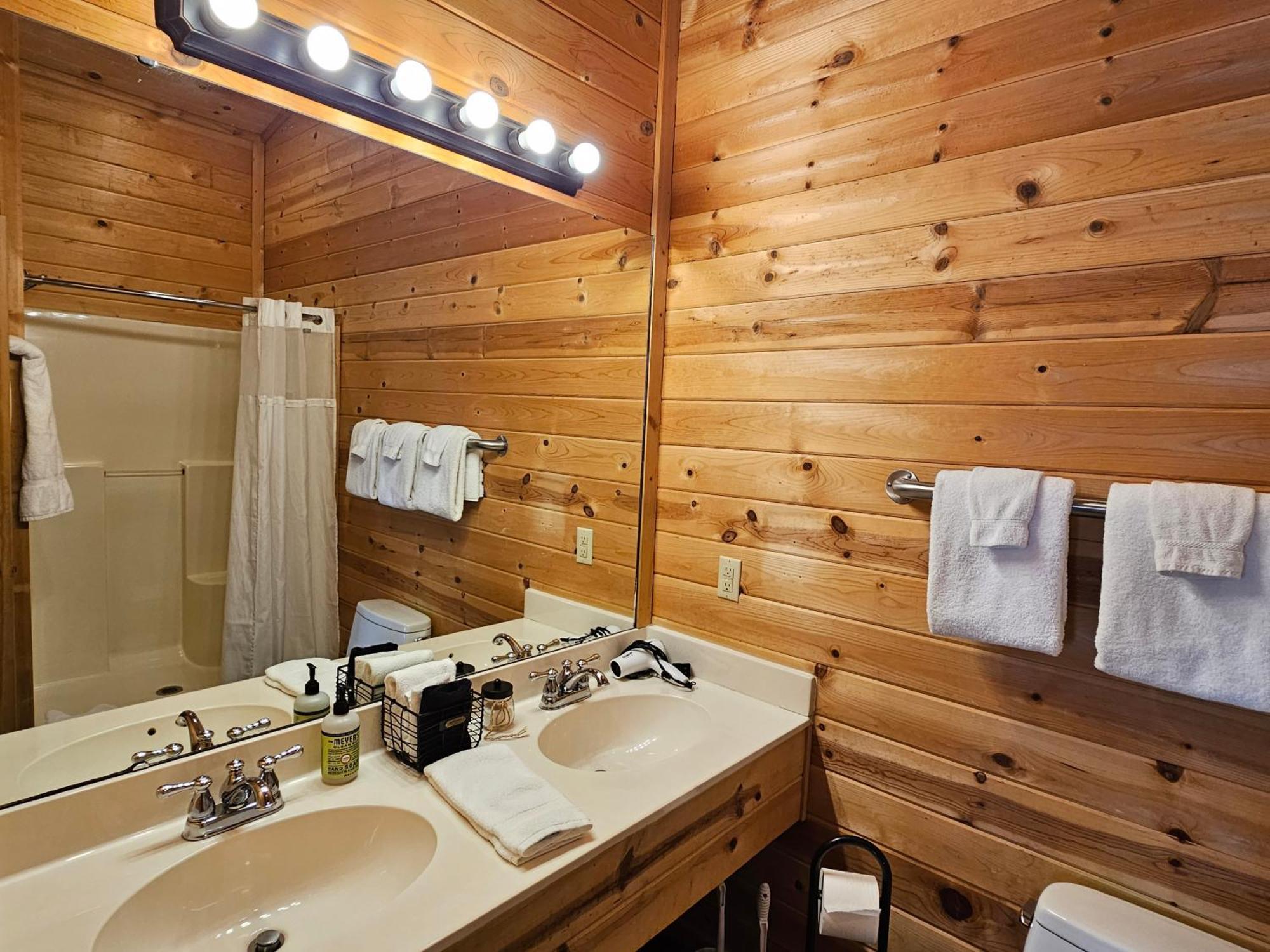 5 Min To Beaver Lake-King Bed-Fire Pit-Jetted Tub #3 Юрика-Спрінгс Екстер'єр фото