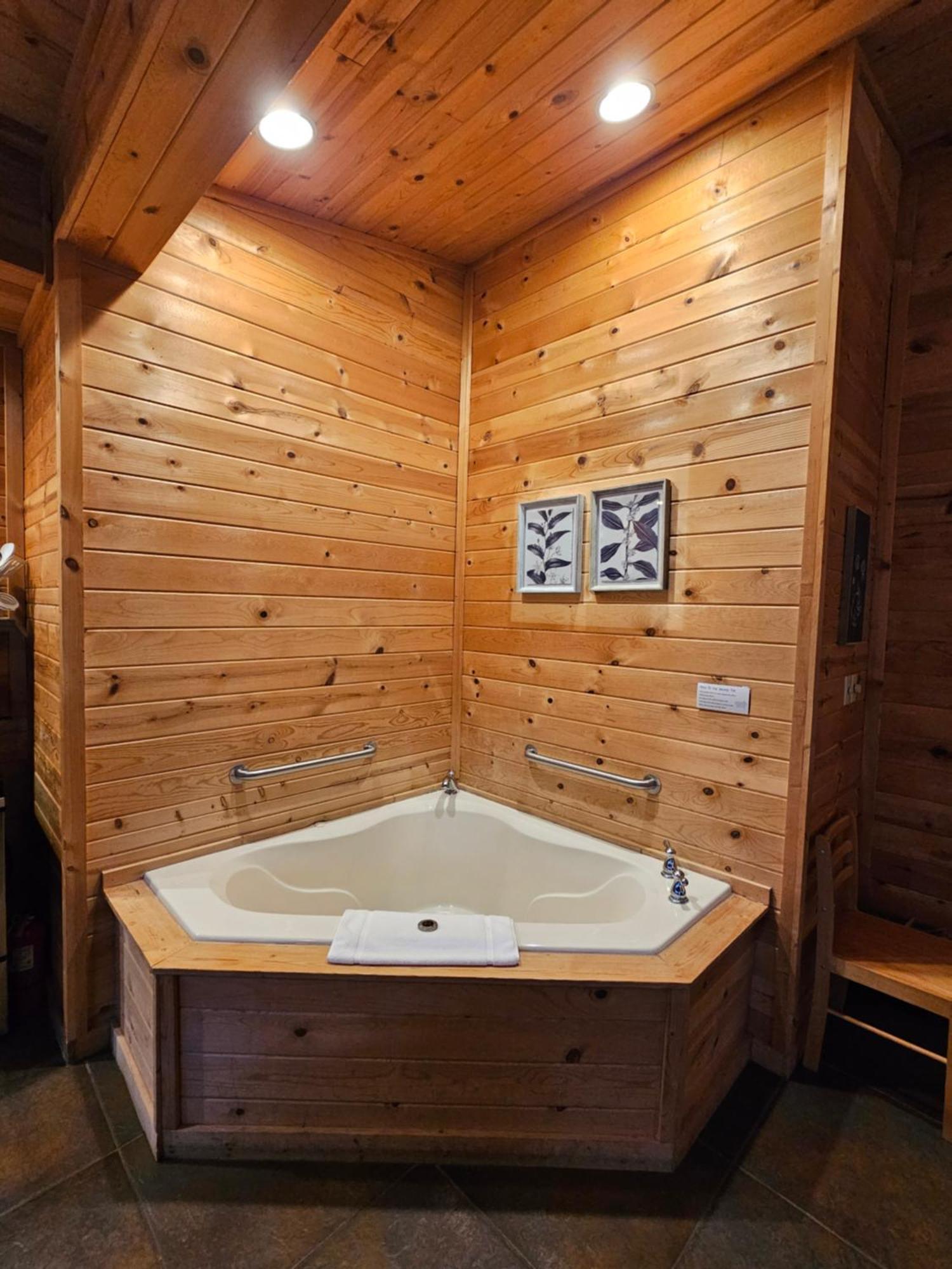 5 Min To Beaver Lake-King Bed-Fire Pit-Jetted Tub #3 Юрика-Спрінгс Екстер'єр фото